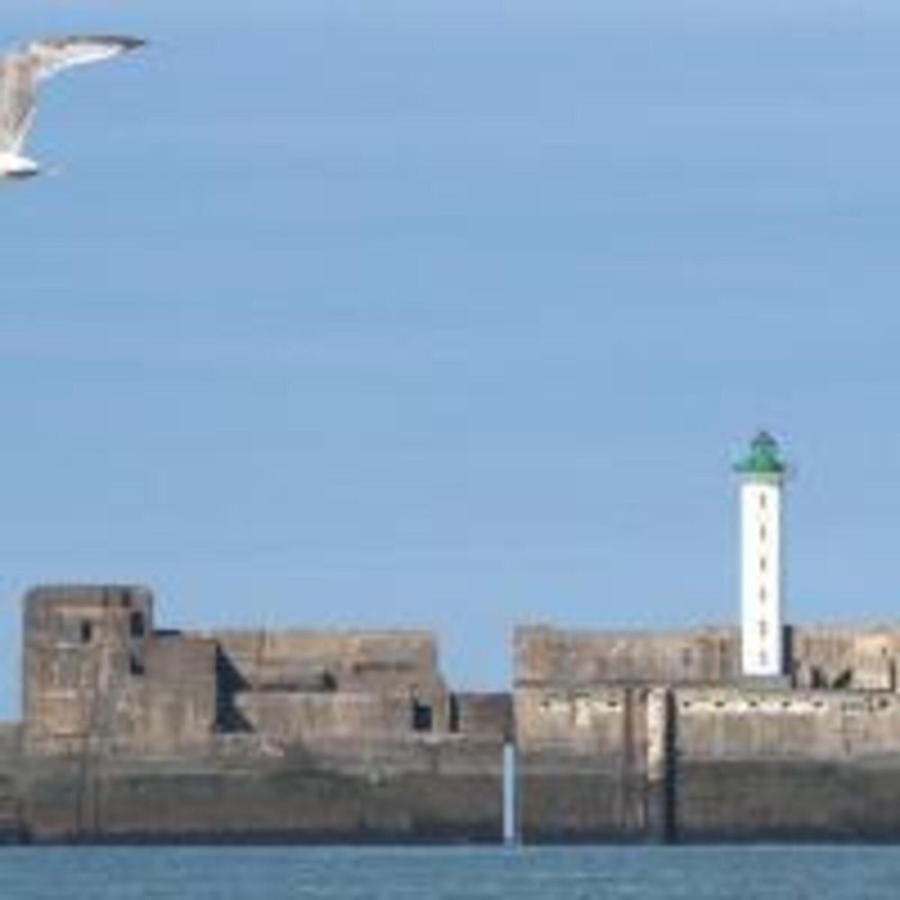 Meuble 4 Etoiles, A 2Mn De Nausicaa, Vue Sur Port Et Mer Boulogne-sur-Mer Exterior photo
